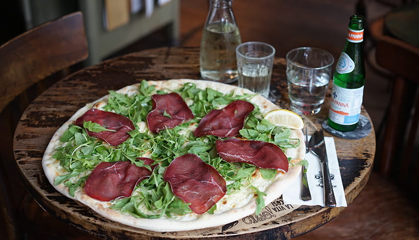Die Pizza Bresola